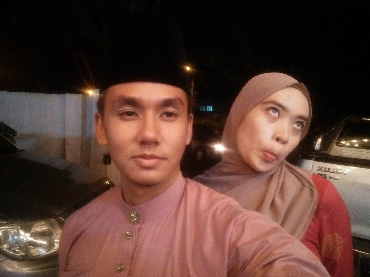 AMNazaruddin's tweet photo. Bukan saneng gik bergamber sakai ibles @nralxmfrdsh https://t.co/P9Sh8TKLu2