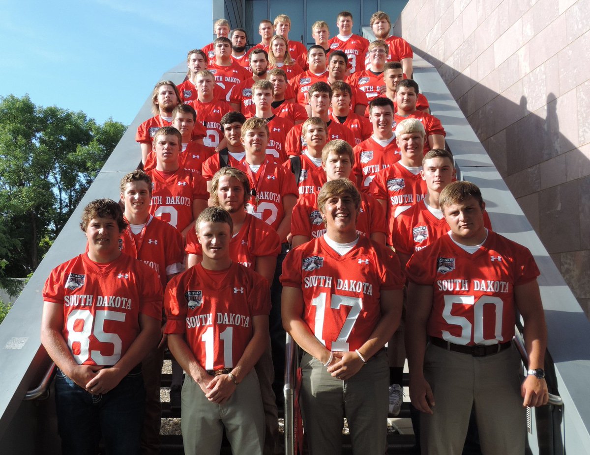 SDAllStarGame's tweet photo. Retweet if you're rooting for the Red Team today! https://t.co/WY0rJA0TNb