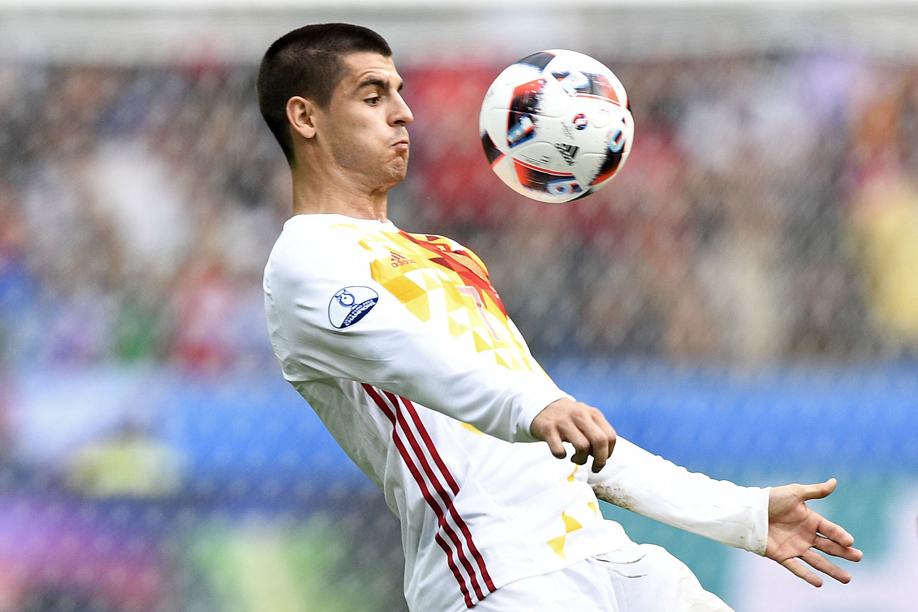 MARCAinENGLISH's tweet photo. BREAKING: Alvaro Morata is set to stay at Real Madrid this summer. #ESP https://t.co/LUGvLUuuVT