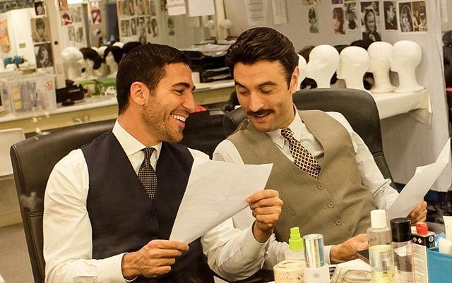 VelvetOficial's tweet photo. .@ma_silvestre y @javierrrey comparten risas en el rodaje. ¿Que nos deparará #Velvet? https://t.co/zF8aLFvnYt https://t.co/58g6BEcgFE