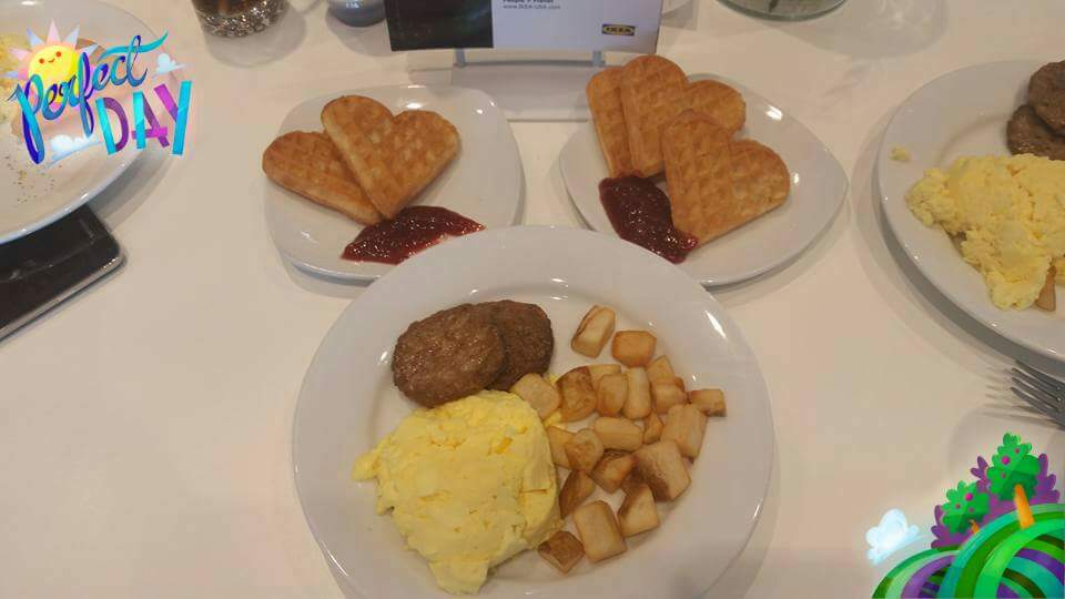 ricciatwork's tweet image. I think @IKEALasVegas is a perfect spot for breakfast. #RegularCustomer