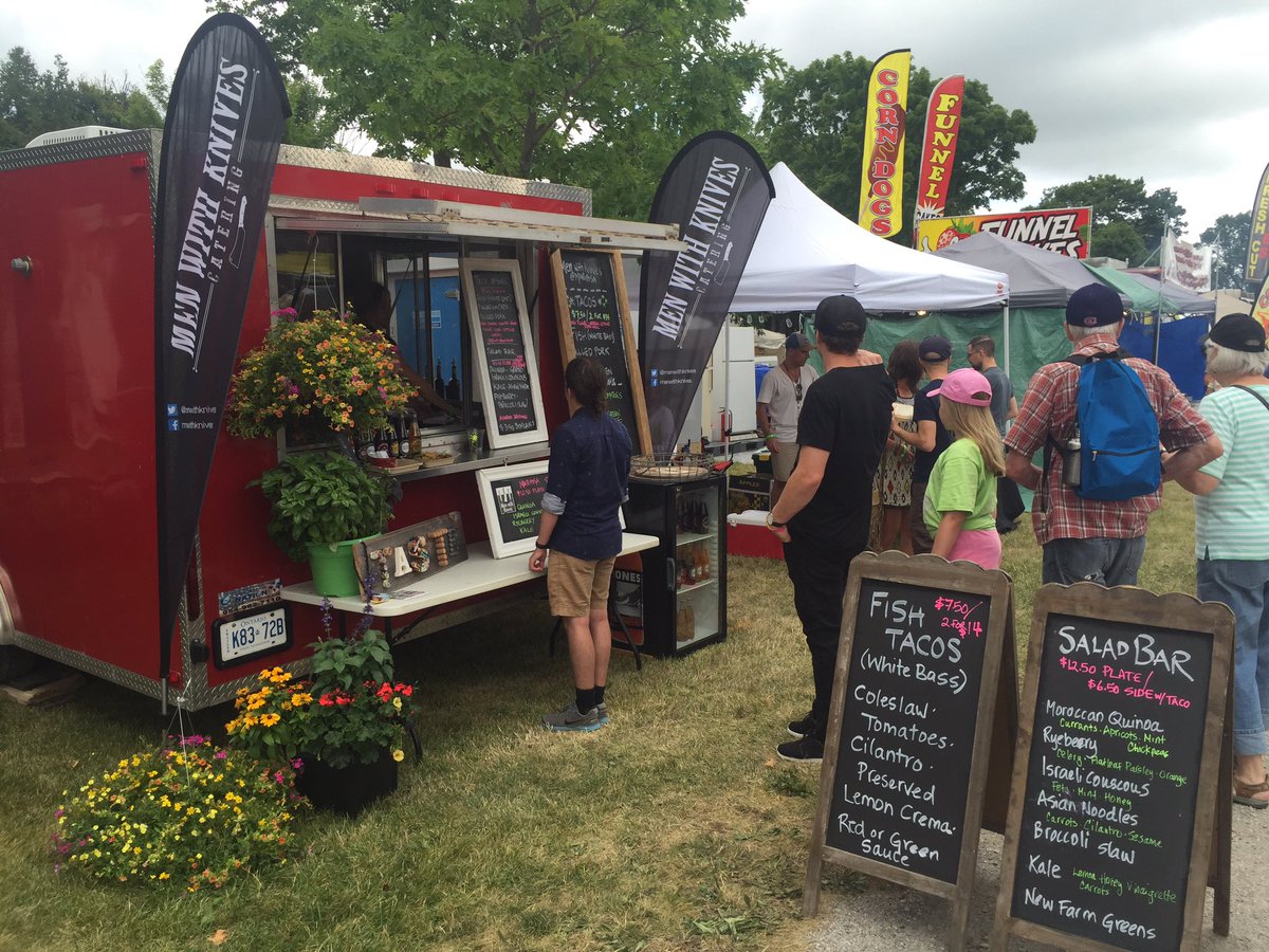 menwithknives's tweet photo. Fish tacos. Fresh salads. Delish. @mariposafolk https://t.co/kWgkKCH0GL