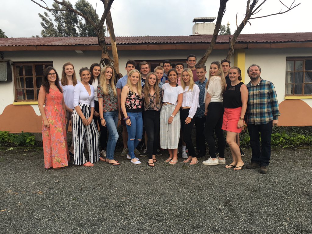 LingfieldKenya's tweet photo. Everyone dressed up for our Celebration evening meal #Kenyafeelthelovetonight https://t.co/hmU7wm9hQw