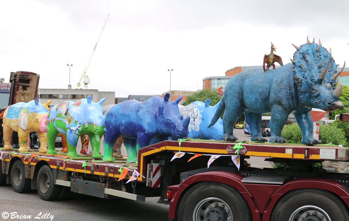 brglilly's tweet image. Some of the many #greatbigrhinos at Exeter Bus Station ready for their road trip @GreatBigRhinos @PaigntonZoo