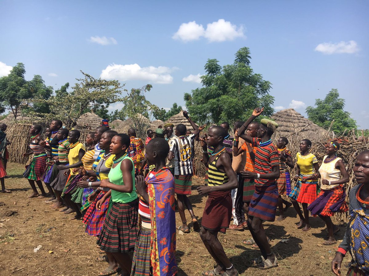 IrlEmbUganda's tweet photo. .@Joe_McHugh_TD great 2 meet  communities to hear directly how they r benefitting from @Irish_Aid support #karamoja https://t.co/v2UqWKZVkq
