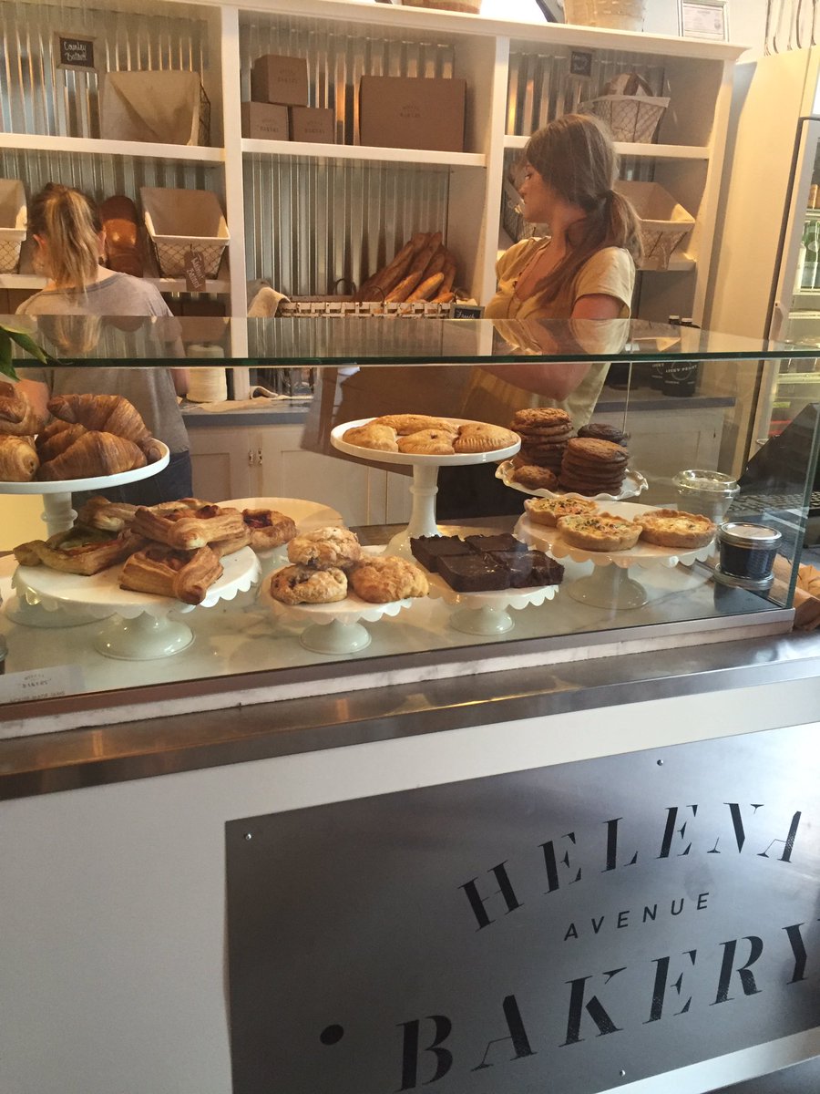 Smells mighty good in here! #helenaavenuebakery #santabarbara #baguettes