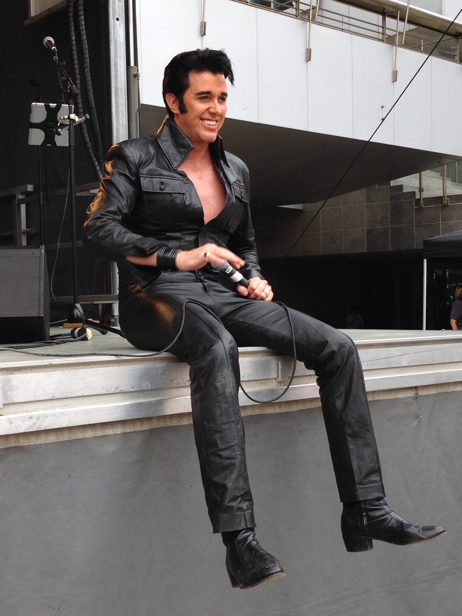 CharityMatheson's tweet photo. @CityKitchener @realjeffyoung @KWAwesome #KitchenerEvents #KitchenerEvents #mattcage #elvis https://t.co/KUnglXev36