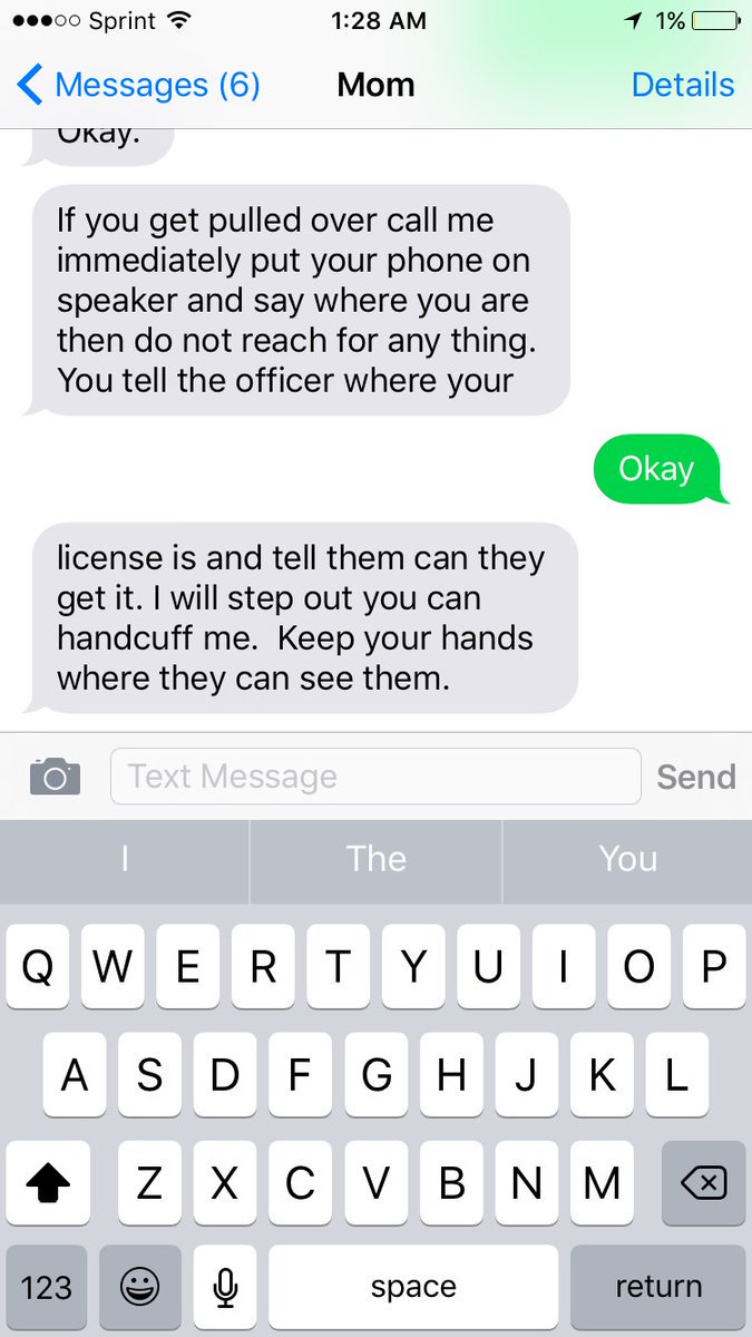 W0RLDSTARC0MEDY's tweet photo. Moms shouldn't have to send texts like this to their sons https://t.co/8qjcnKHls9