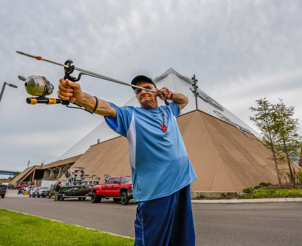 BassProShops's tweet photo. The World's largest bowfishing event &amp; sale is in full swing @BassProPyramid today &amp; tmrw! https://t.co/oZYuxcfRxQ https://t.co/WgLMZAa5qh