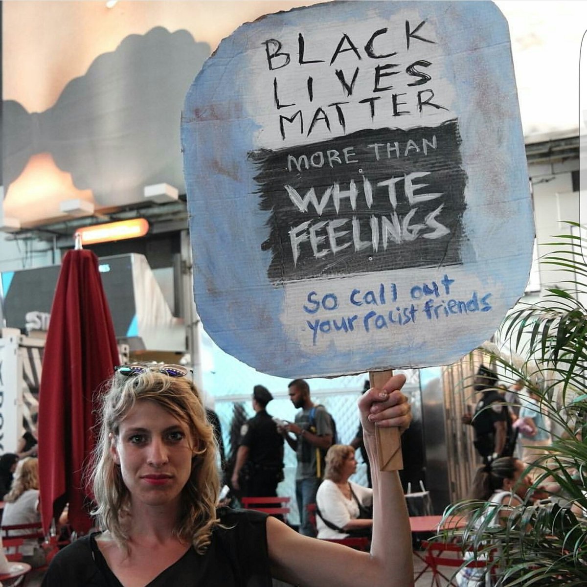 _CapitalizeTheB's tweet photo. #BlackLivesMatter #CapitalizeTheB https://t.co/MGCY6rBbyI