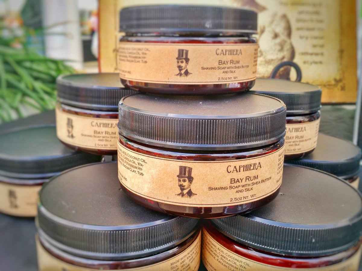 CaphieraSoap's tweet photo. Shaving soap available now at the Shoreline Farmer's Market! @ShorelineFM  And at https://t.co/4huQHGZgTf https://t.co/2JigRjIkv1