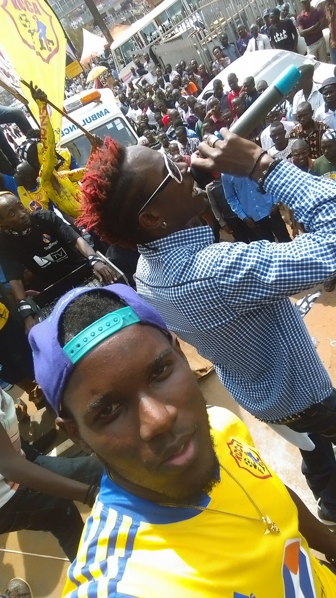 Nelly11_'s tweet photo. @Vampinoxrated killed it at the @KCCAFC trophy parade!! #DisturbingKLA #Kiwundo #Linda #SmartWire https://t.co/yF1hvWIBk8