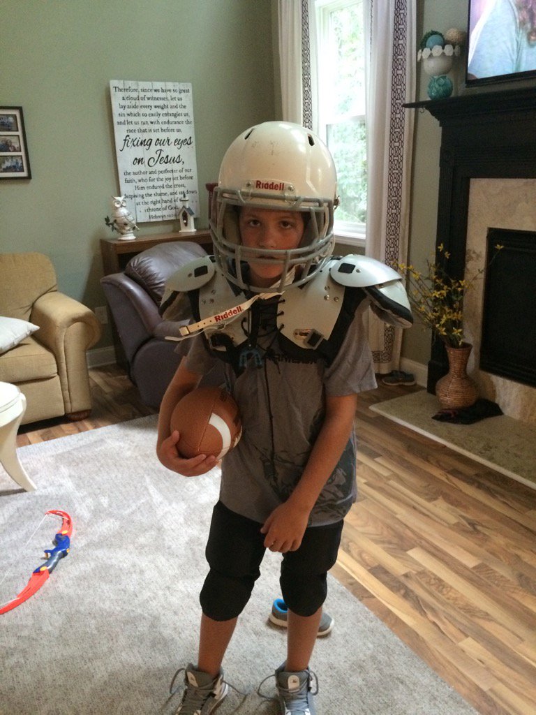 ChrisSmathers's tweet photo. The Smathers are counting down to football season. https://t.co/B7E7CHty65