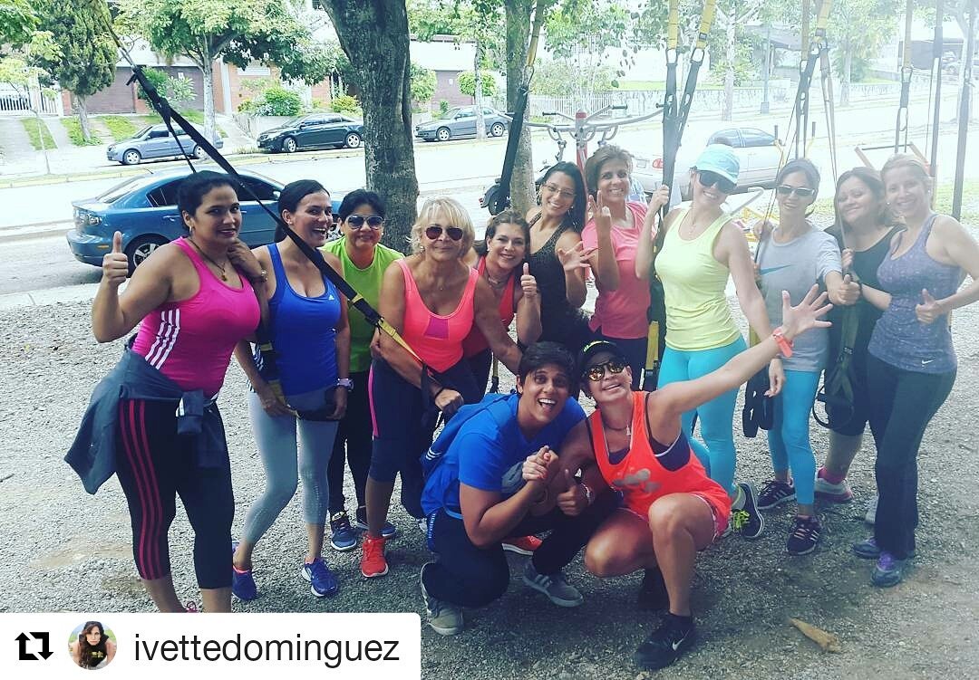 OliverLopezCano's tweet photo. Hoy compartiendo un rato con mi santa @IvetteDominguez en el #MagdalenaGymExpress. Ejemplo de perseverancia!! https://t.co/IZTYlyfEYA