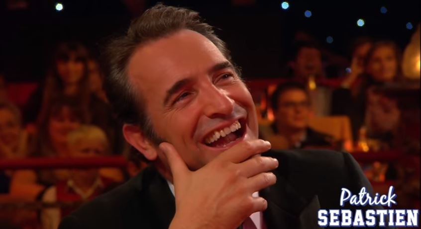 FanJeanDujardin's tweet photo. #Vidéo Sketch de Jeff Panacloc face à Jean Dujardin dans "Le plus grand cabaret du monde" : https://t.co/UdMMB0UEmq https://t.co/wW00r3Or1v