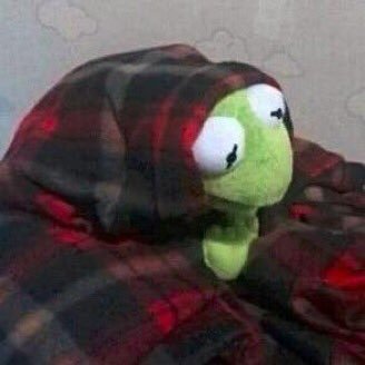 DoURememberThis's tweet photo. me: I'm not clingy
someone: doesn't talk to me for a day
me: https://t.co/gVSLcO1U0m