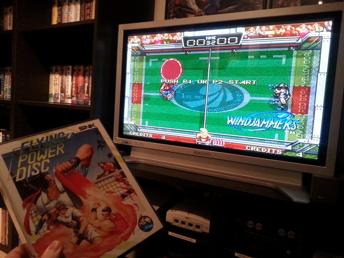 NeoGeoCollector's tweet photo. Saturday night! Time for some #windjammers #flyingpowerdisk on the #neogeo #retrogaming https://t.co/0k4U0LSTu2