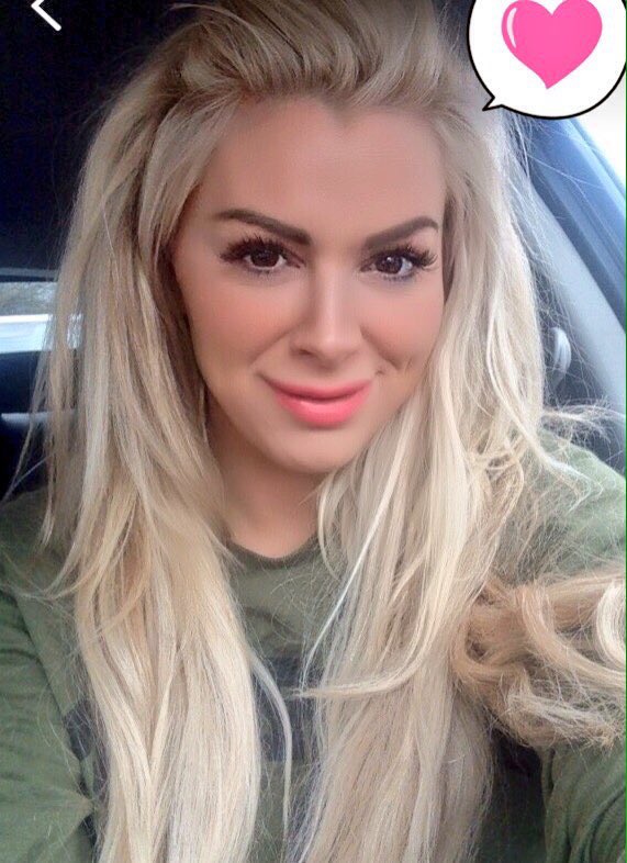 MrsRazorRuddock's tweet image. Just wanna give a big shout out &amp;amp; lots of love to all my lovely followers &amp;amp; if you&apos;d like a follow just let me know