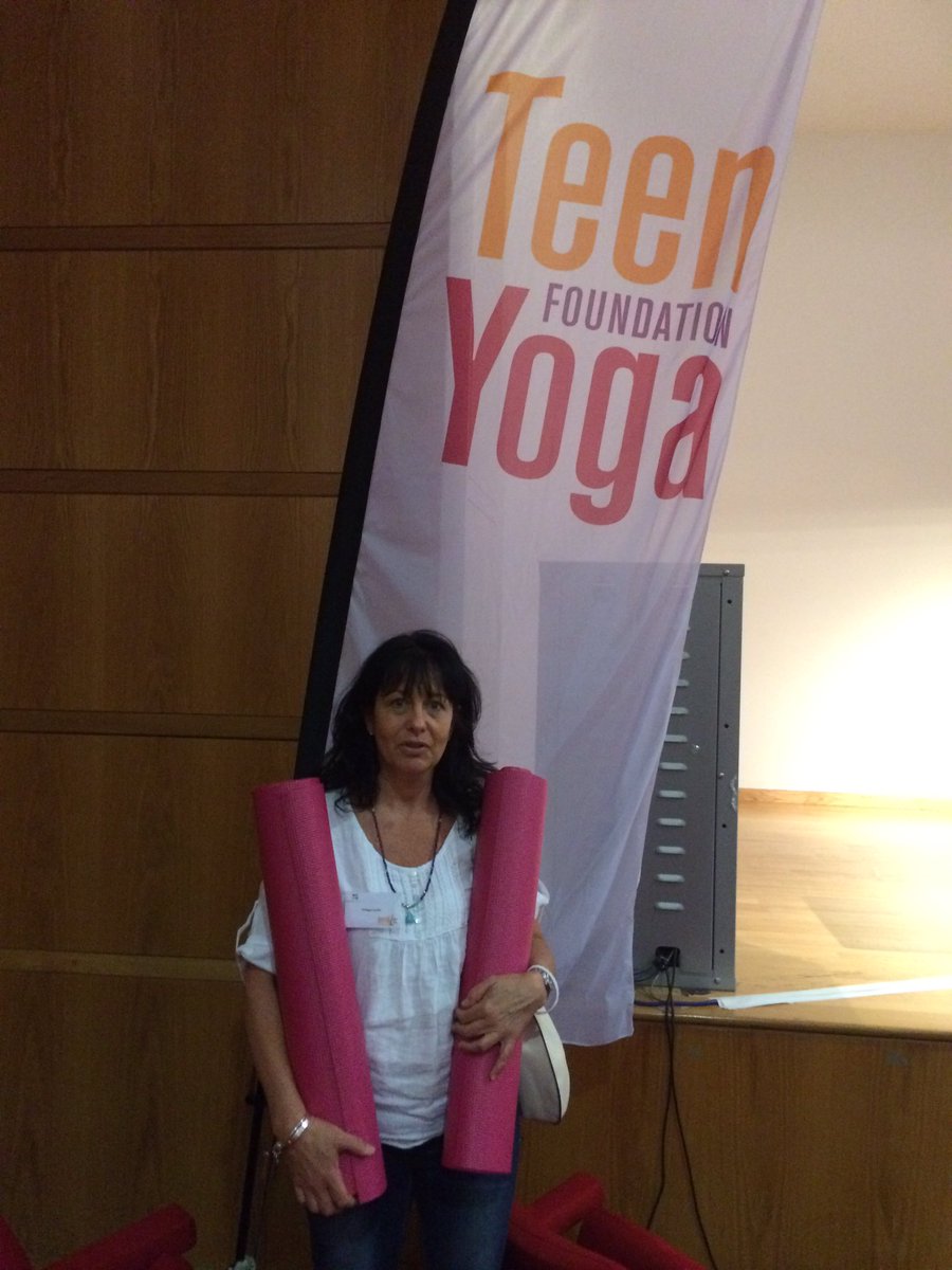TeenYogaGlobal's tweet photo. Congratulations to@Philippa Goldie for winning 10 mats for her school https://t.co/r9qofmz2vr