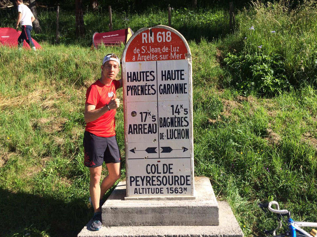 DT1Team's tweet photo. Jaime delgado dando "un paseito" por los Pirineos. Ojo al calor! Puede influir en los controles de la #diabetesp https://t.co/49zSJs9Lpx