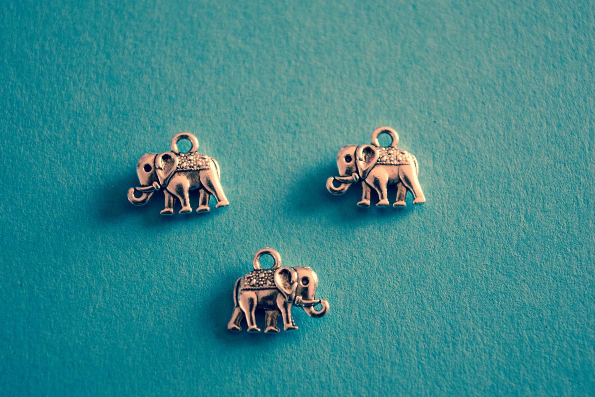 YBatchiBCN's tweet photo. Elephant luck for beads, beads, pendants, handicrafts, bracelets, ac… https://t.co/zaF4a7ehIY #YBatchi #JewelryCraft https://t.co/qPUxtiDFz7