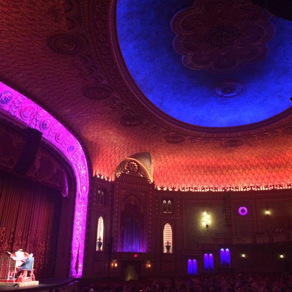 Beautiful <a href="/TNTheatre/">Tennessee Theatre</a> before last night’s screening of Casablanca. Catch it Sunday at 2pm!