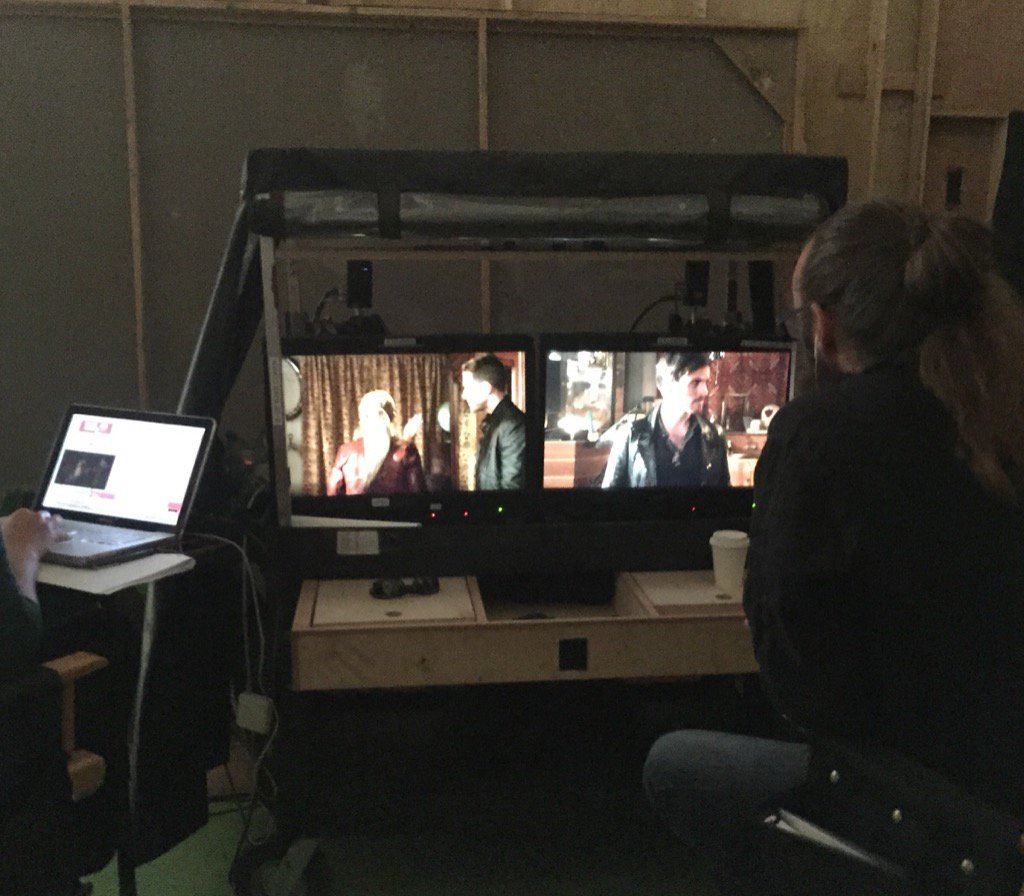 OUATMYH's tweet photo. Ayer estaban en pleno rodaje #OnceUponATime #Season6 #setspoilers -- próximamente 9/25! https://t.co/qghzCNWBVW