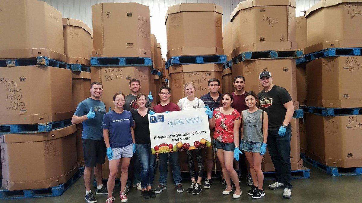 GoBizJason's tweet image. Great morning spent w/ @SactownShapers sorting food @SacFoodBank for regional #foodsecurity #global #local