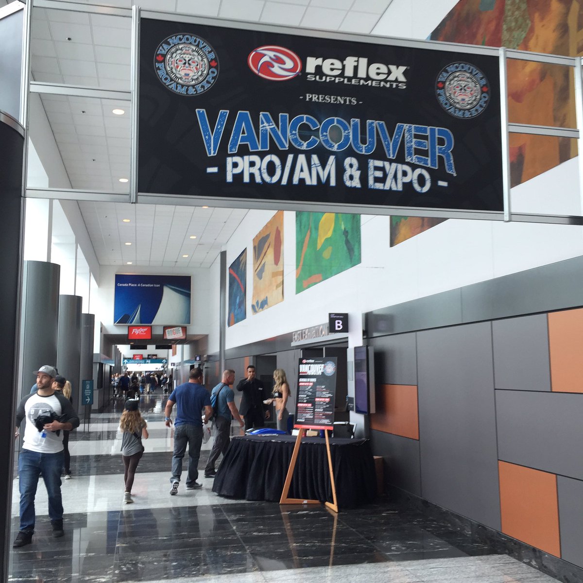 CanadaReflex's tweet image. Over 3000 attendees and 400 athletes are here this weekend - are YOU?! #VanProShow #IFBB #BCABBA #ReflexNation