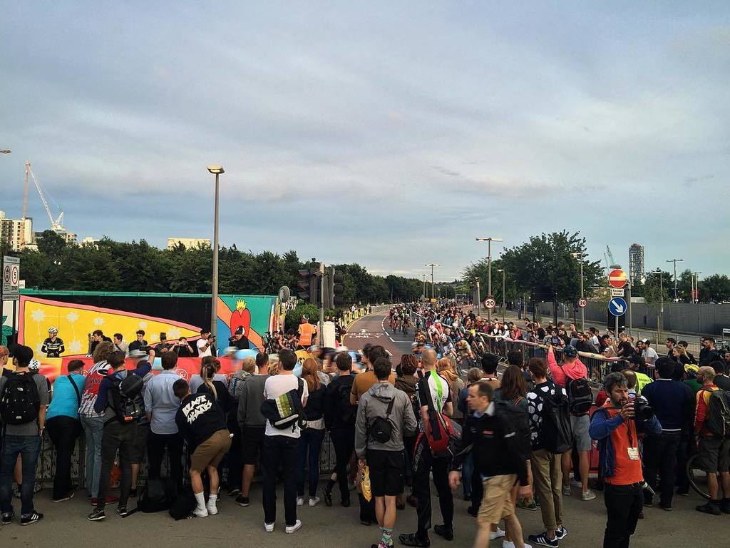 chrishallrides's tweet photo. The men's final is off! @redhookcrit #rhcldn2 #deepprofilerims #redhookcrit #redhook #rhcl… https://t.co/8BMPuuVXWK https://t.co/HEku6luc7S