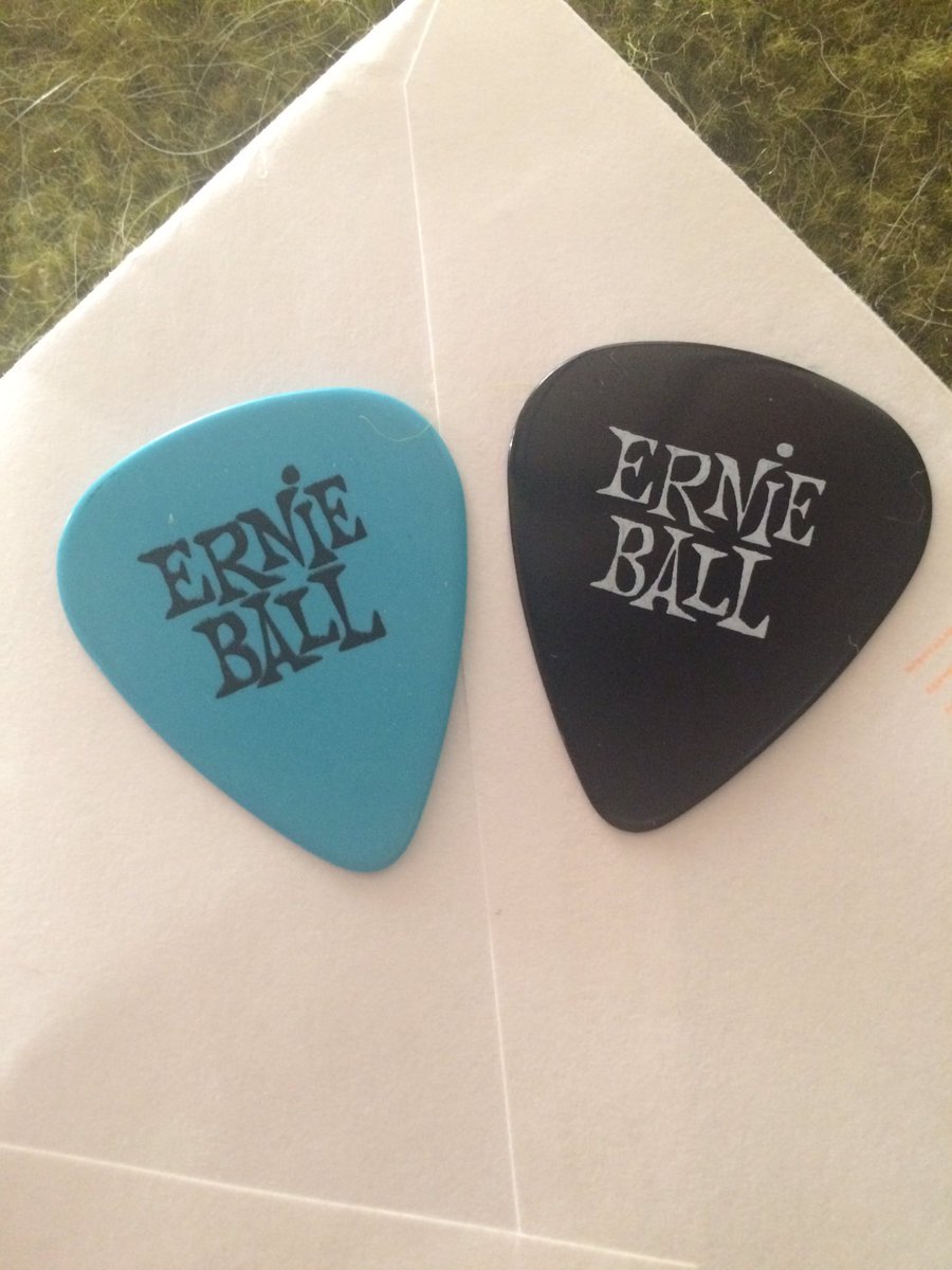 emm 🖤 tweet media