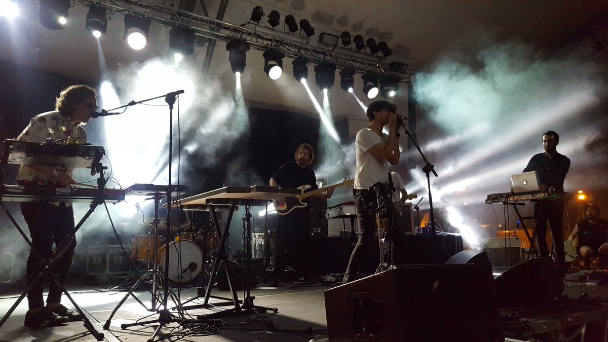 ElectroSplash03's tweet photo. Grandes @WASlovesyou abriendo su concierto en el Escenario Negrita #ElectroSplash2016 https://t.co/ku177SwDzu