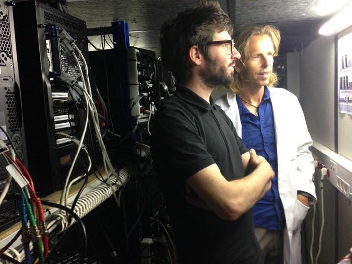 ja_micoulaud's tweet image. Discussion sur la realite virtuelle avec eric malbos / cave #crvm / photo @Psynapsist