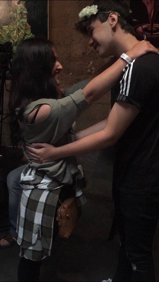 DaydreamTMeet's tweet photo. Sebastian with @PoetryxPizza today at San Francisco's M&amp;G #DaydreamTour https://t.co/eTBKlkulLh