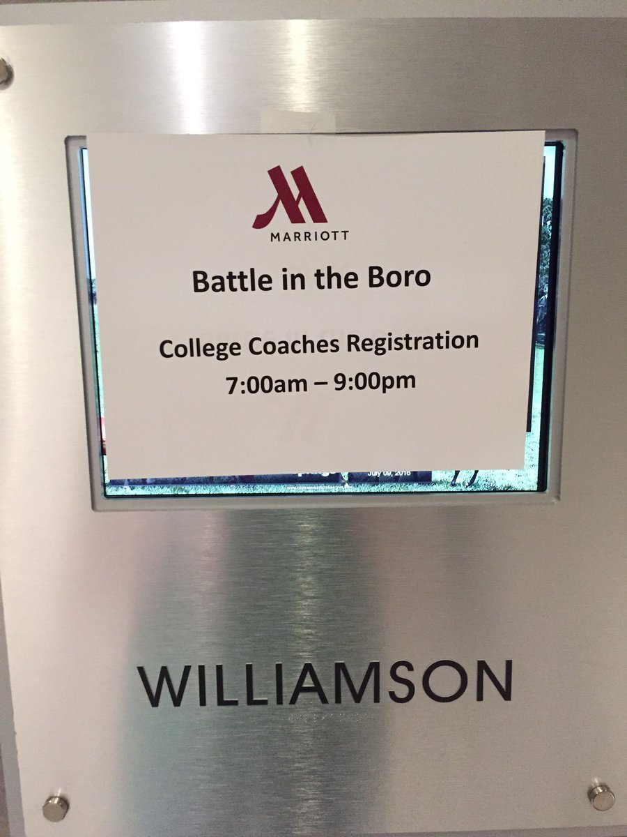 ejwill52's tweet photo. So nice that they had a room just for me! 😊😊 #KindOfABigDeal #PeopleKnowMe #FamousLastNames https://t.co/UA0rOOKavT