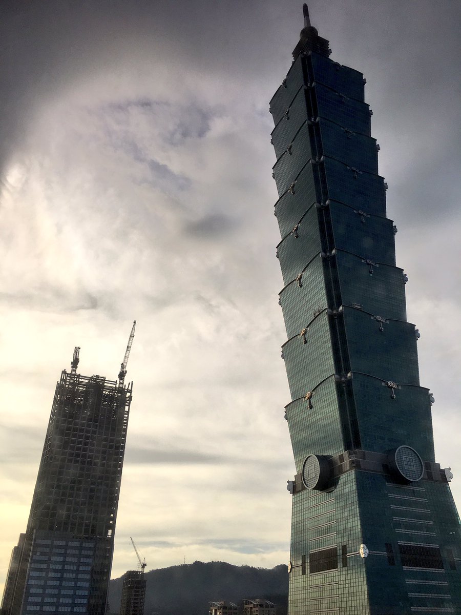 laserlane's tweet image. One night in Taipei before the long flight back to the US with @kjkerr12. #honeymoontravels #passportcheck