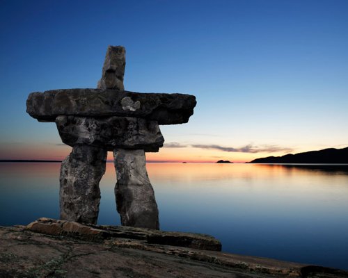 MeanwhileinCana's tweet photo. On this #NunavutDay may we all gain a greater appreciation for our beautiful north and vow to protect it. #cdnpoli https://t.co/cle6TVJMpw