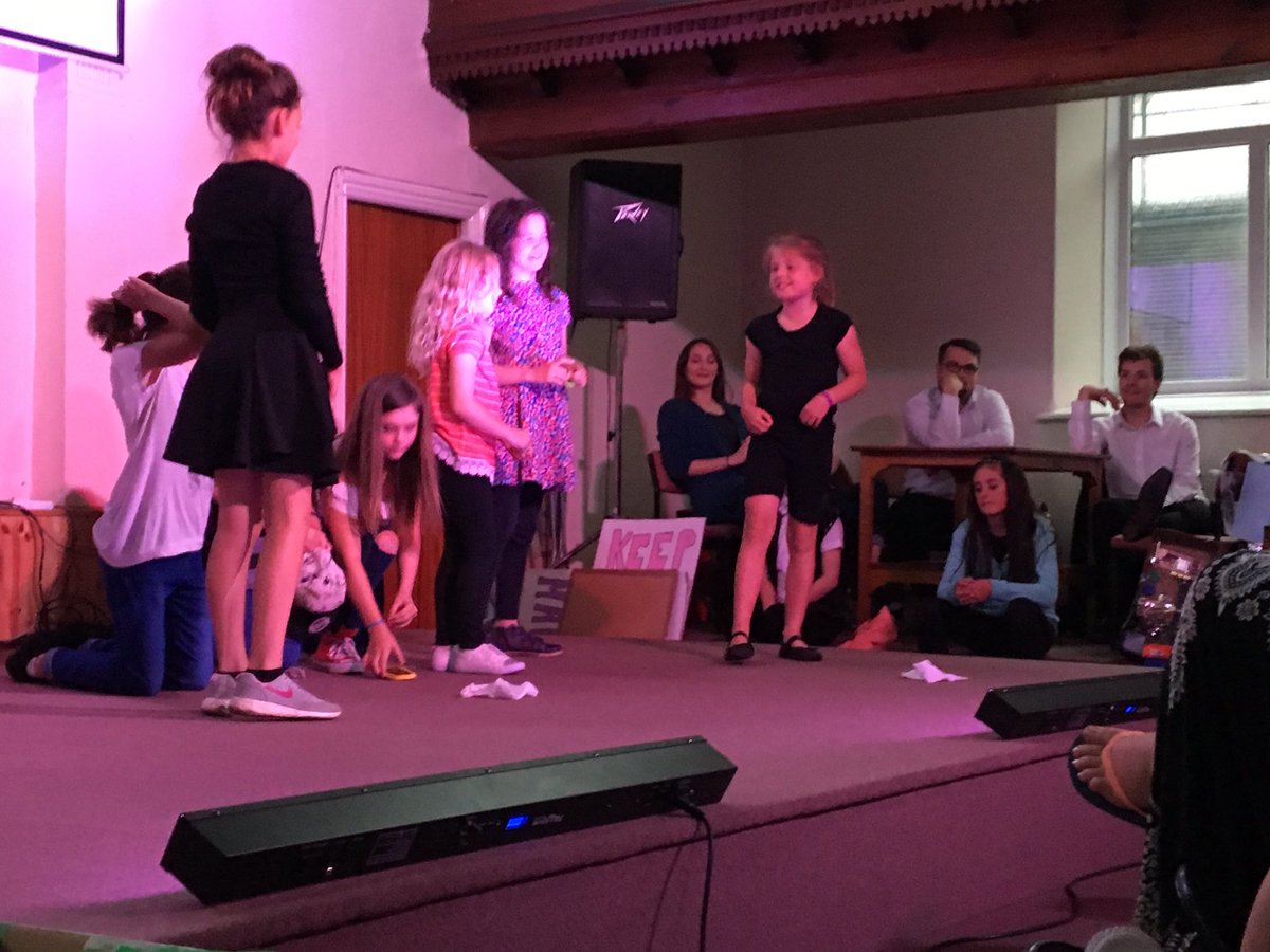 AvantCymru's tweet photo. The children did a fantastic job tonight. As did the professional cast. Over By Here #Festyrefail https://t.co/HjJZGzbhIm