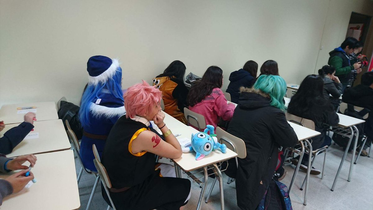 PAWAcl's tweet photo. #PAWAdictos @Piyoasdf realizó durante esta tarde su #Workshop de #CopicMakers en #MinamiConvention2016 y así fue 😉🤘💚 https://t.co/7kgszBKvga