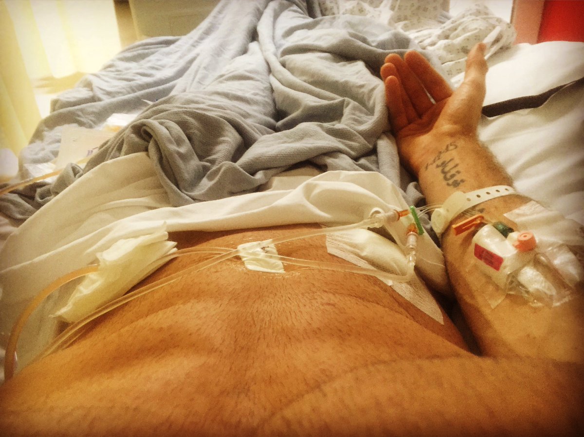 TheJamesIngham's tweet photo. Quiet Saturday night in watching The Hobbit. #BurstAppendix #Hospital #morphine #TheHobbit #SympathySelfie https://t.co/1VCUfseHBj