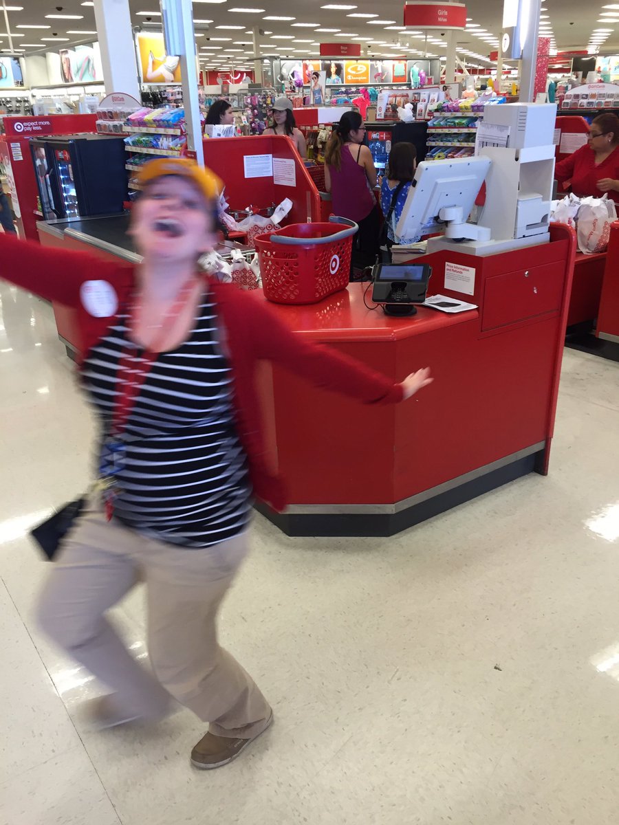AlexElgersma's tweet photo. Store race here at Miller Park for 12 by handoff #R10K #RedCardArmy @SonnentagTara @AngelaSTurner @laren_john https://t.co/yVJqWqwlJW