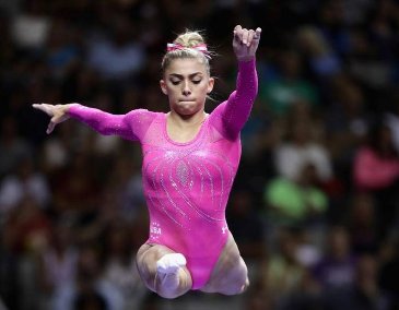 nandosports's tweet photo. NC gymnast #AshtonLocklear takes her shot at US #Olympics team @ashton_locklear https://t.co/4Ll2z7Njys https://t.co/kVnQV9ZZgi