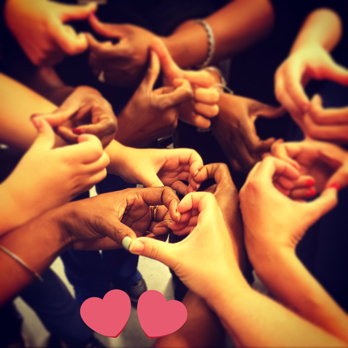 EricaBartol's tweet image. #allyouneedislove #AllLivesMatter #changetakesallofus #caregivers @HuffingtonPost @LetsGoViral