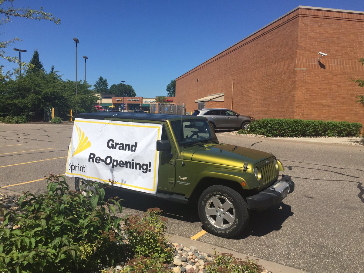 Erpratt's tweet photo. When the landlord says you can't put up your grand opening sign for the day you improvise @wilcox_dallin @ShadiCh https://t.co/Li7eVJJSnW
