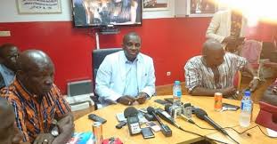 flashguinee's tweet photo. Conférence de presse – Antonio Souare rassure : « La Nuit du Football Africain aura bel et… https://t.co/kFPwGQMt6E https://t.co/wAXkeLXwv8