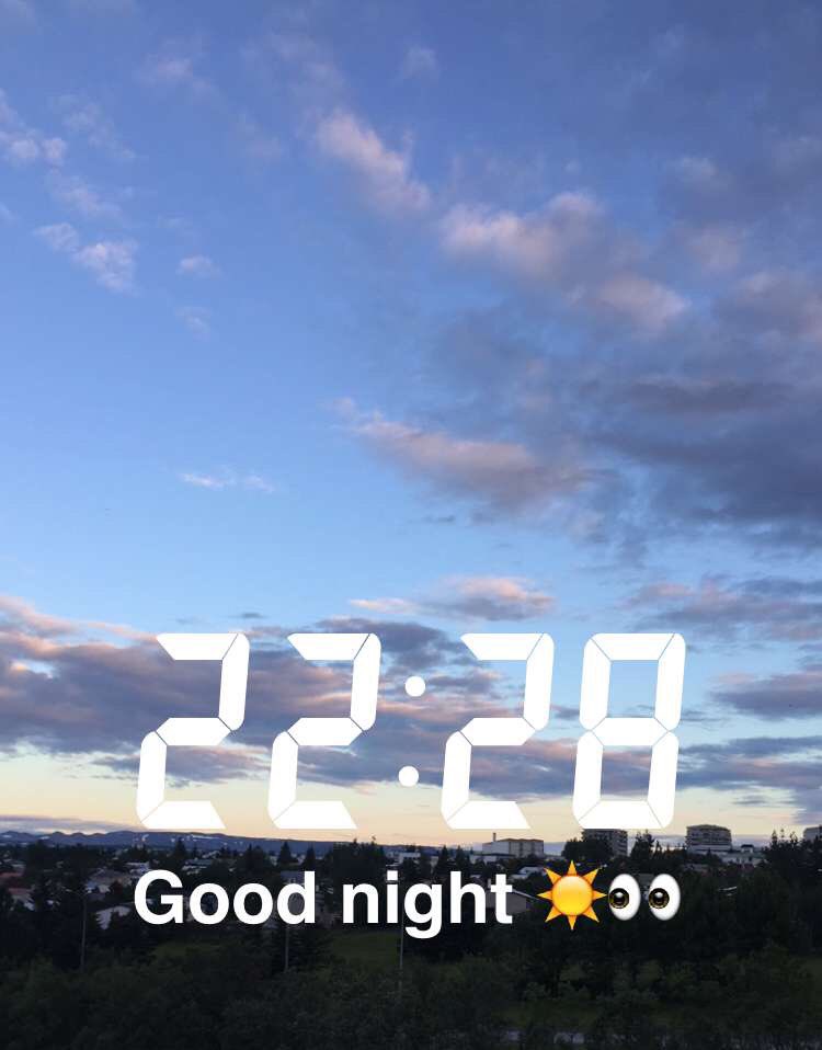 When you want to go to sleep but the sky looks like this! #nofilter #midnightsun #reykjavik #Iceland 😴😎