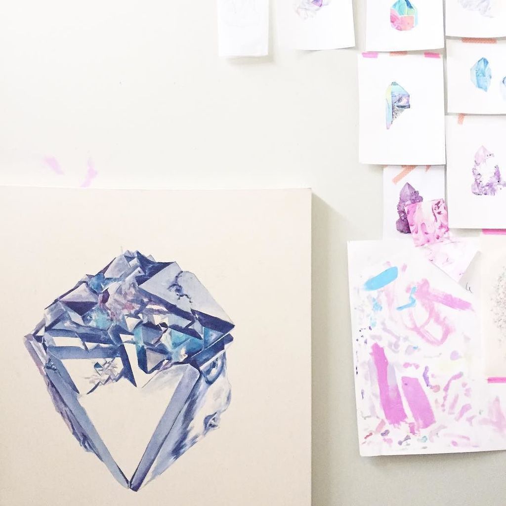 blousesnhouses's tweet photo. Painting marathon weekend made possible by Netflix crime dramas & iced lattes 💎👀🕵 #quartzs… https://t.co/PyKVWOiyep https://t.co/ig4RITnuLp
