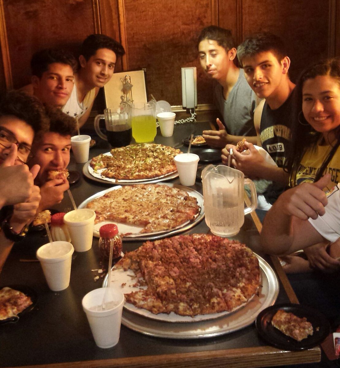 RushvilleFutsal's tweet photo. The Champions enjoying free Pizza King! Real Barcelona! #FirstPlacePrize https://t.co/aVe30fAXEF