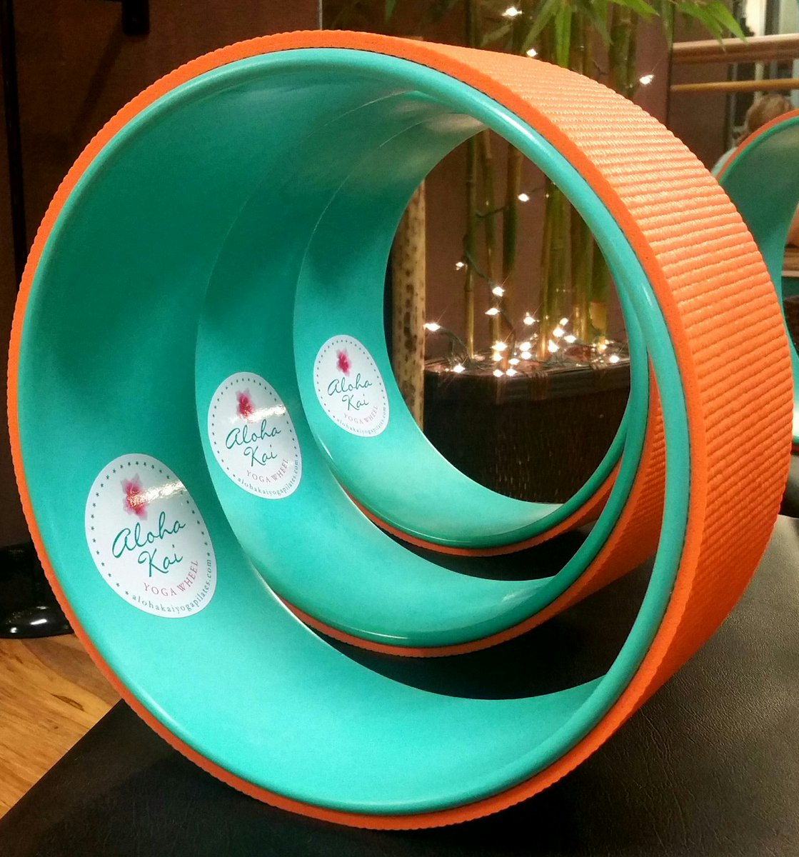 If you're wondering what this amazing little Wheel can do for you...Go to alohakaiyogapilates.com 😍😍😍 #yogawheel