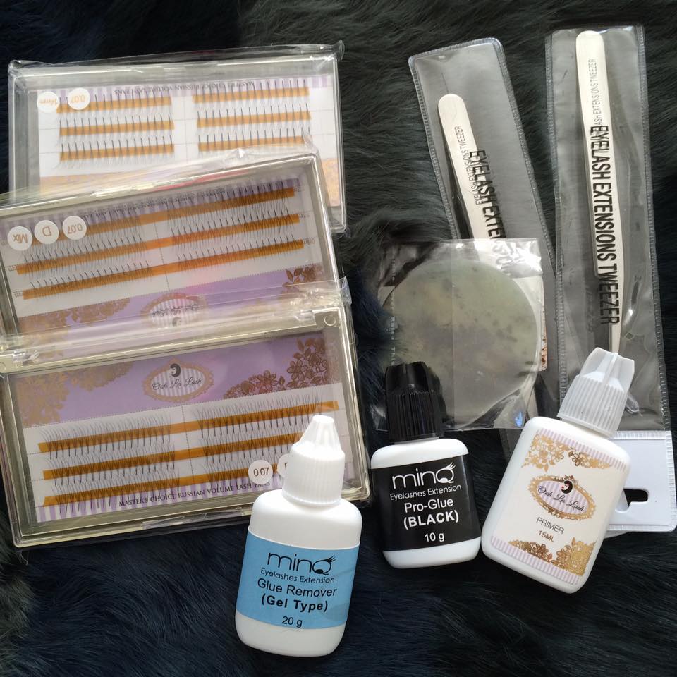 NePlusUltraAcad's tweet photo. Russian volume lash extension training with Ne plus Ultra Now in progress!!! #individuallashextensions #minxlashes https://t.co/hpvqzWjgzE